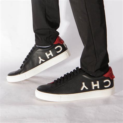 reproduction givenchy